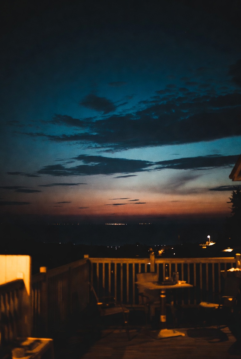 Sentuhan Malam yang Lembut: Gerakan Ringan untuk Mengakhiri Hari dengan Rasa Nyaman